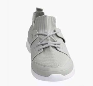 Pista Green Sports Shoes