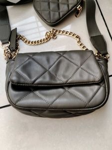 Stylish Quilted Crossbody Bag