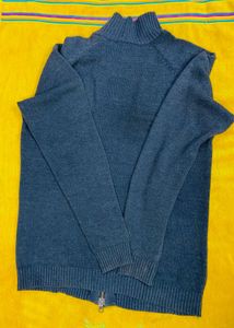 Stylish Zip-Up Knit Cardigan