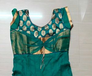 Elegant Green Ethnic Gown (Custom-made)