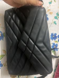 Quilted Black Crossbody Bag
