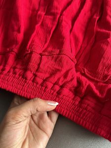 Red gather skirt (size L/XL)