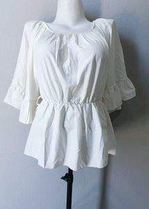 Beautiful Off White Top🦋