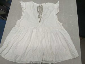 ZARA  Blouse White V-Neck Top