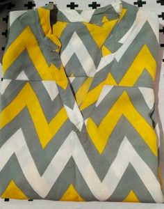 Beautiful ❤️ Tunic With Preety Design