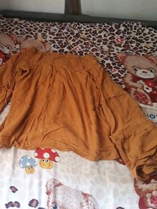 Ruffled Sleeve Top