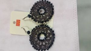 Earings