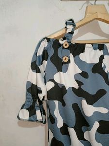 Pretty Top For Ladies