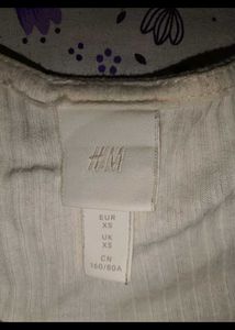 H&amp;M Crop Top