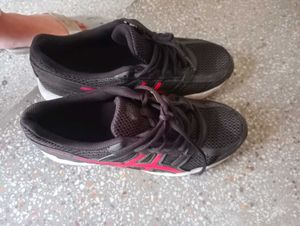 Athletic Running Shoes