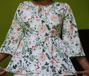 Floral Print Tunic Top – 36” Bust, Super Pretty 😍