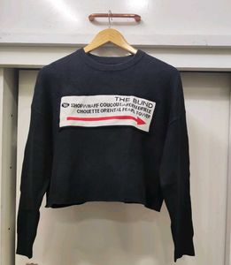 Imported The Bund Graphic Cropped Sweatshirt