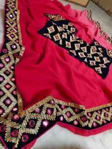 velvet border an blouse very nice 👍 saree 💌.