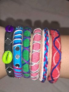 Colorful Thread Bangles For Navratri