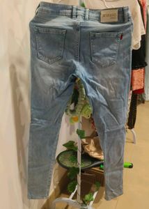 Ripped Jeans