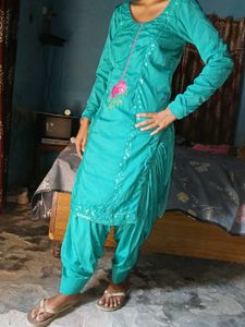 Full Salwar Suit Set Duppta