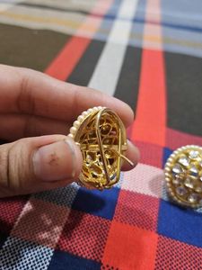 Elegant Kundan Stud Earring