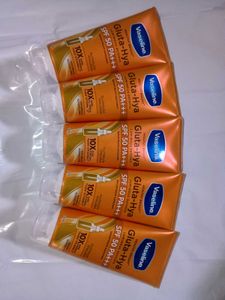 Set Of 5 Vaseline Gluta-Hya SPF 50