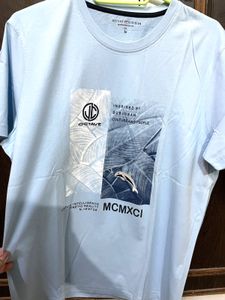 UNUSED BLUE TSHIRT