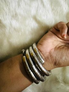 Its A Gujrati Bracelet Or Kada