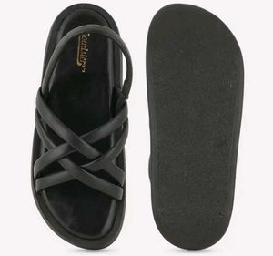 Roadster Black Platform Sandals