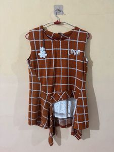 Stylish Brown Plaid Top