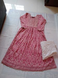 Nayara Cut Kurti Pant Set