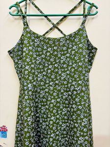 Ginger By Lifestyle Green Floral Printed Mini 👗