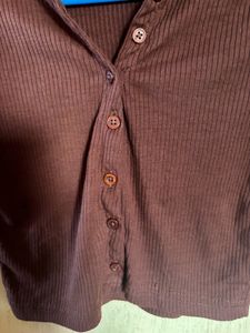 Buttoned Crop Top🤎✨