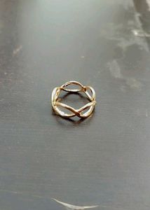 Elegant Gold-toned Ring