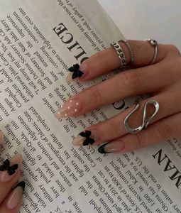 Classic  Bow Black French Press On Nails