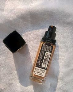 Maybelline New York Foundation Shade No.230