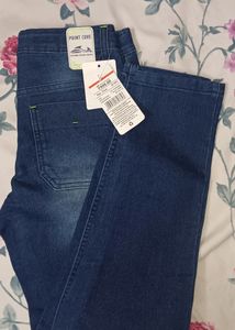 🔥price Drop 🔥10 Year Boys Jean With New One.