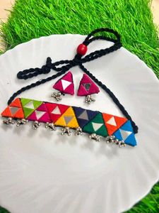 Choker Necklace With Earrings