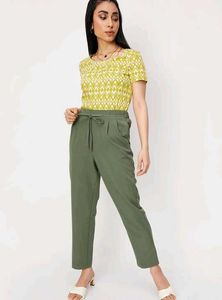 Patterned Women&#39;s Top