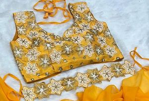 Totally new Closeup OriginalPics Added TrendySaree