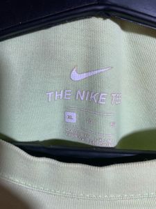 Nike T-Shirt Lime Green