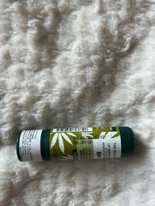 THE BODY SHOP HEMP lip Rescue Stick Vegan