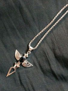 Winged Pendant Necklace
