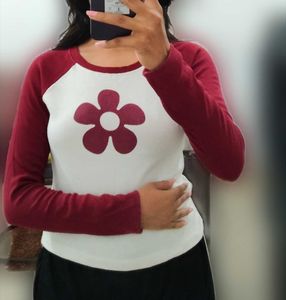 Retro Flower Long Sleeve Tee