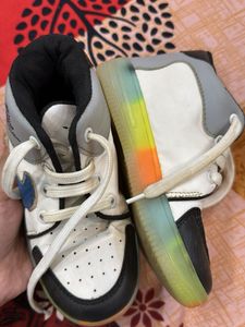 Kids&#39; Jordan Sneakers