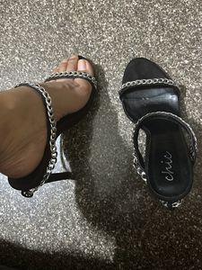 Black Chain Detail Heels