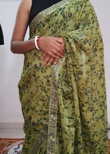 Elegant Floral Print Saree