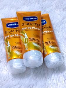 Combo Offer Vaseline Gult- Hya Spf50 Sunscreen