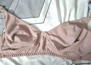 Everyday Tshirt BRA 34C