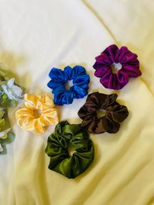 8rs Wholesale Stretchable Scrunchies Comment Me
