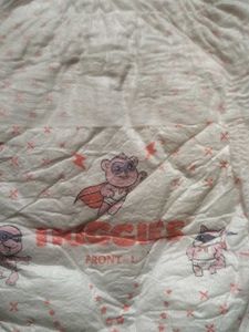 20 Pc Of L Huggies Diapers