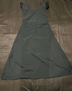 Baesd Round neck crepe a-line dress