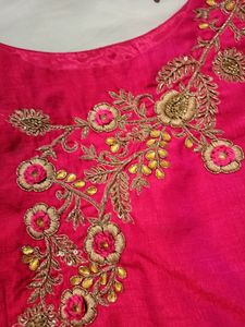 Women Ethnic + Festive Wear Blouse