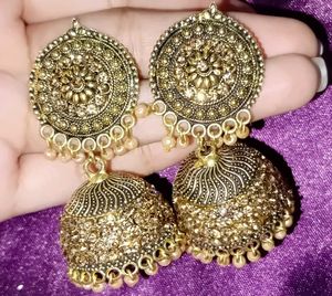 Jhumke